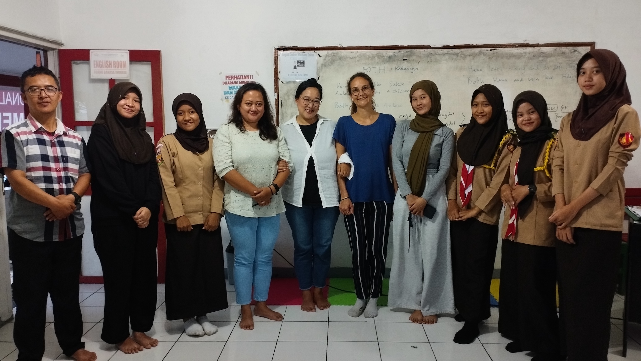 YUM had the pleasure of welcoming Joanna Auguenois, a student from France who spent four months interning and living in Cipanas, West Java, where she focused on assessing YUM's Vocational Training Center.